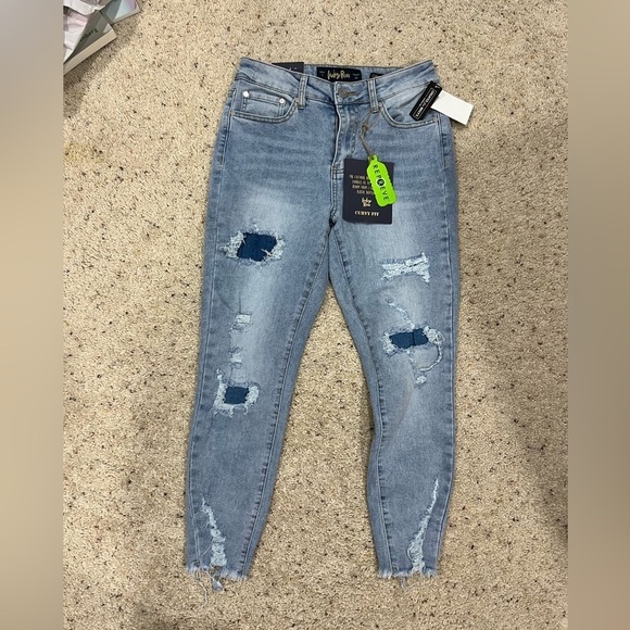 Denim - Indigo‎ Rein distressed jeans NEW NWT 5 26 curvy